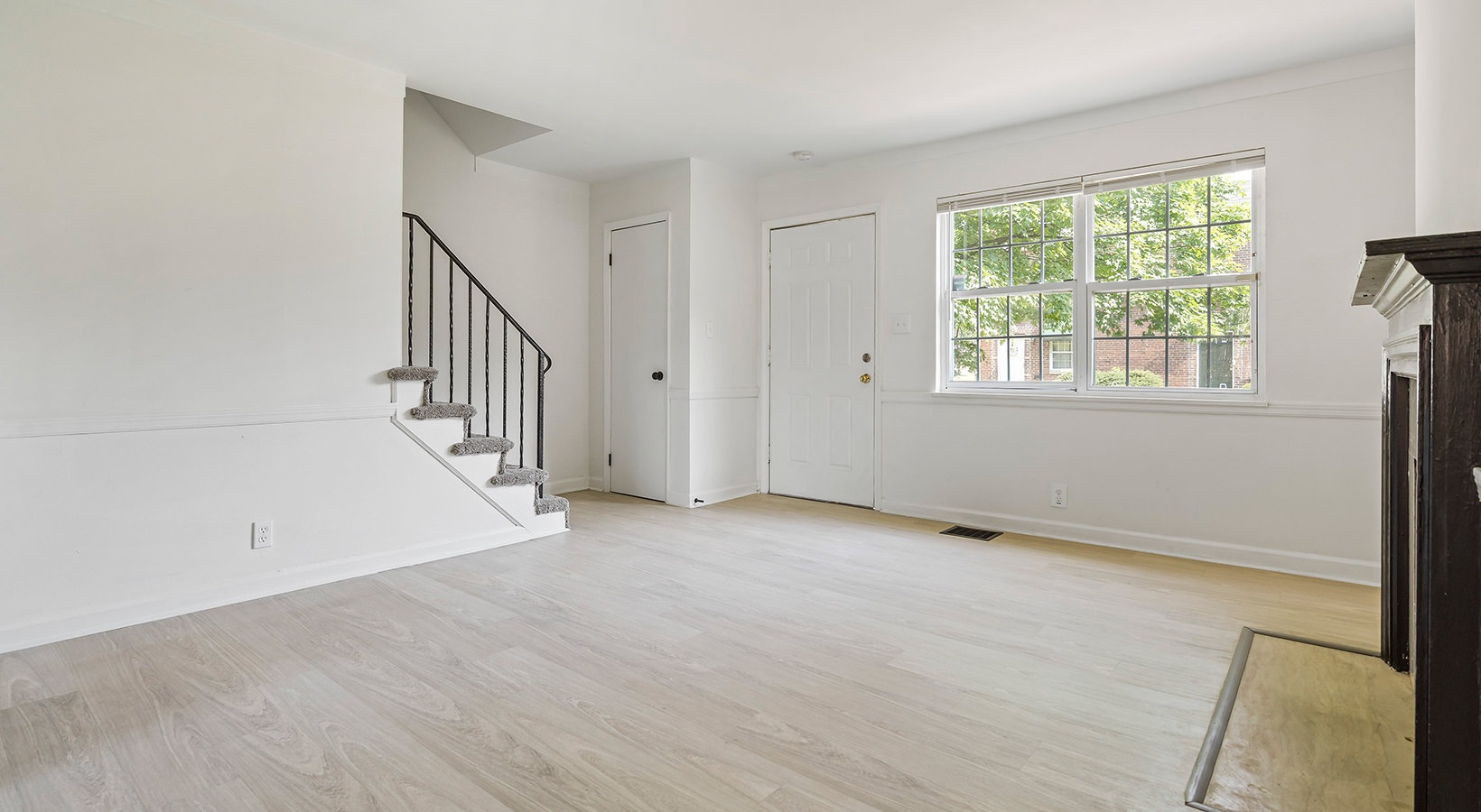 Charming rentals in Columbus, OH Townhomes at Bexley